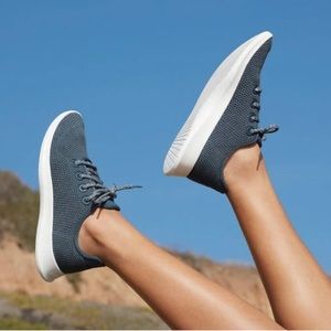 Allbirds Blue Mesh Tree Runners Sneakers - Size 9